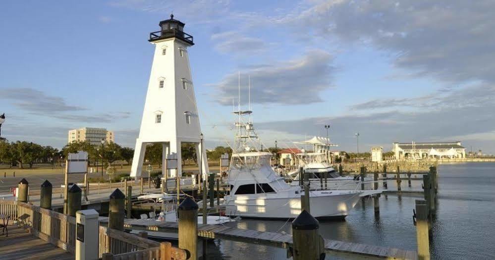The Guest House At Gulfport Landing Exterior foto